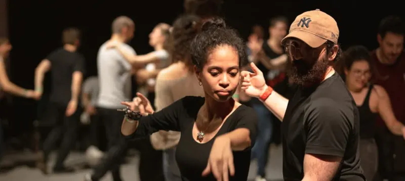 Inscriptions aux cours de salsa et bachata — Salsa Bruxelles